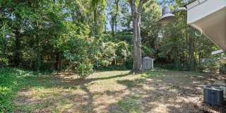 Three bedroom home close to USA with a garage Gallery 21