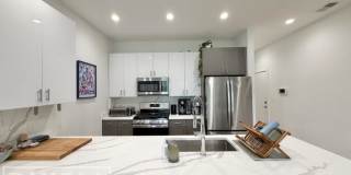 969 West 18th St. Gallery 7