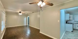 Updated 3-Bedroom Home Near TJC & Medical District! Gallery 5