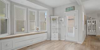 10 Center Street Gallery 3