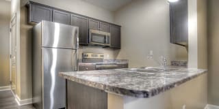 Lincoln Summit Falls Apartments & Townhomes Gallery 13