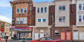 2003 S 7TH Street Gallery 27
