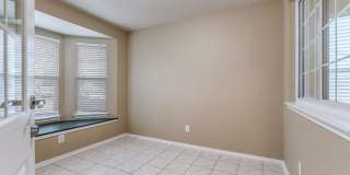 BEAUTIFUL 4-BEDROOM HOME NEAR UTSA Gallery 13