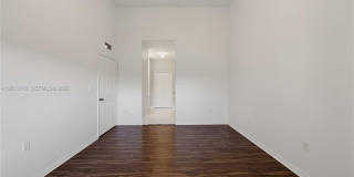 3393 NE 11th Dr Gallery 8
