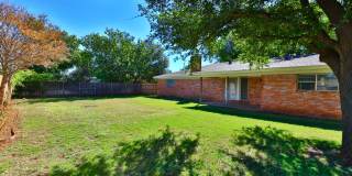 Complete RENOVATION only a few years ago!  Large bedrooms! Gallery 36