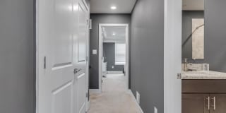 7806 JOHNNYCAKE Road Gallery 19