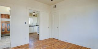 PRICE REDUCTION!!! ALL UTILITIES INCLUDED!! Gallery 16