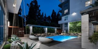 Hanover Hollywood Gallery 6