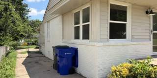 411 East Showalter Drive Gallery 26
