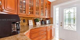 1960 Coral Reef Dr Gallery 13