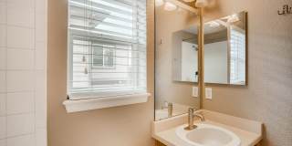 Gorgeous light and bright home in desirable Hearth neighborhood Gallery 8