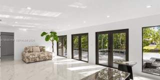 2340 NE 194th St, Miami, FL 33180 Gallery 7