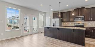 5907 GARDEN WALK Drive Gallery 11