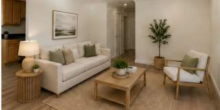 2B 2B condominium in El Cajon Gallery 1