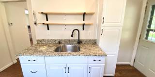 Spacious 4 Bed/1 Bath Home in Beechview-Convenient to Downtown! Available 7/5 Gallery 11