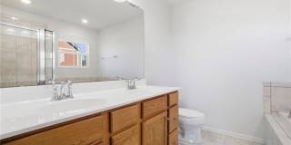 3122 Old Rock Street Gallery 22