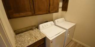 Stunning Fully Furnished Home in the Heart of Fayetteville! Gallery 16