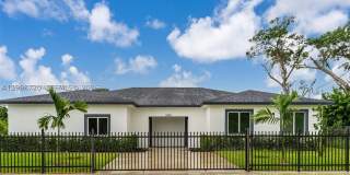 11870 SW 220th St Gallery 1