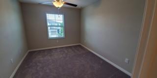 Inviting 2 Bedroom Townhome | Ideal Location & Functional Layout Gallery 11