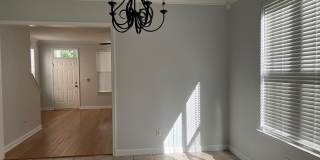 3676 Biltmore Avenue Gallery 8