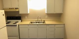 105 Reagan Ave Street Gallery 3