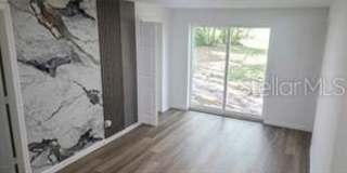1152 NE 9 STREET Gallery 4
