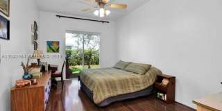 2405 SE 5th Ct Gallery 23