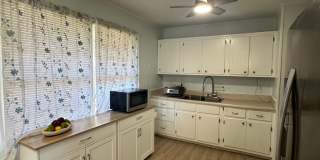 3 bedroom home near Wire Park Gallery 10