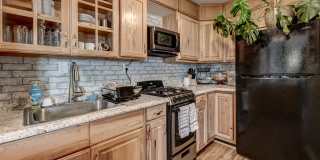 2003 Oak Ave Gallery 1