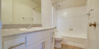Harbor Cliff Apartments Gallery 19