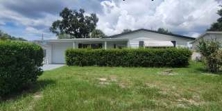2/1 SF Home in a prime New Port Richey location—right across from the Recreation & Aquatic Center and just minutes from Downtown! Gallery 1