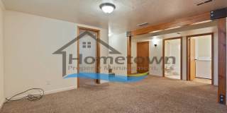 Spacious 4 Bedroom 2 Bath Duplex Unit in Hayden Gallery 15