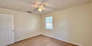 Viewable May 6th!  Small Pets Accepted! Gallery 9