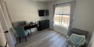 Furnished Bedroom rental with Bonus Kitchenette and office room Gallery 4