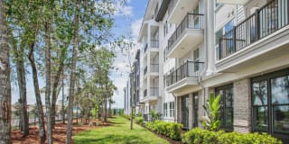 NOVEL Parkway Gallery 38