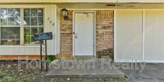 208 W Shadywood Drive Gallery 4