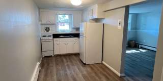Spacious 1-Bed in Prime Waltham Location | Heat  Hot Water Included! Gallery 1