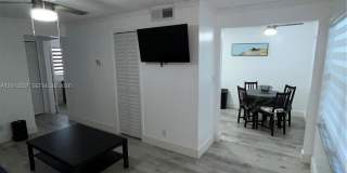 326 Wilson St Gallery 8