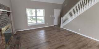 3 Bedroom Southside Duplex Gallery 6