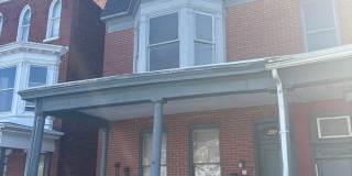3 Bedroom 1 Bath Large Rooms-York City SD Gallery 1