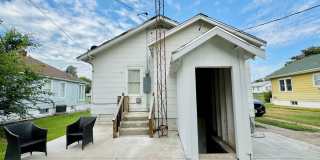 1706 Avenue B Gallery 1