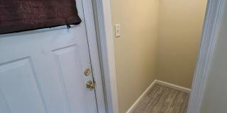 42 HOLLAND Avenue Gallery 15