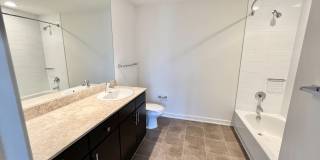 150 W Kinzie St Gallery 5