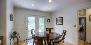 Charming 2 Bedroom In Benson!! Gallery 9