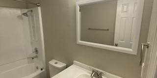 River Walk Apartments Gallery 38