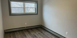 32 Cook Avenue Gallery 11