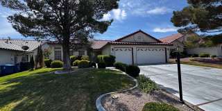 4 BED HOME IN GUARD GATED COMMUNITY! Gallery 1