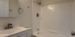 252 Blakeslee Street Gallery 11