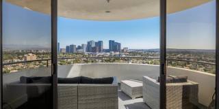 10560 Wilshire Boulevard Gallery 8