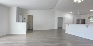 2228 Southeast 19th Avenue Gallery 19